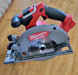 Milwaukee circular saw
