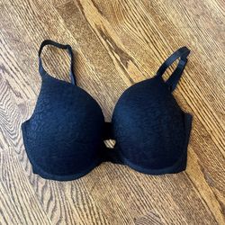 Victoria’s Secret PINK Wear Everywhere Black Leopard/Cheetah Print Lace Padded 32DD