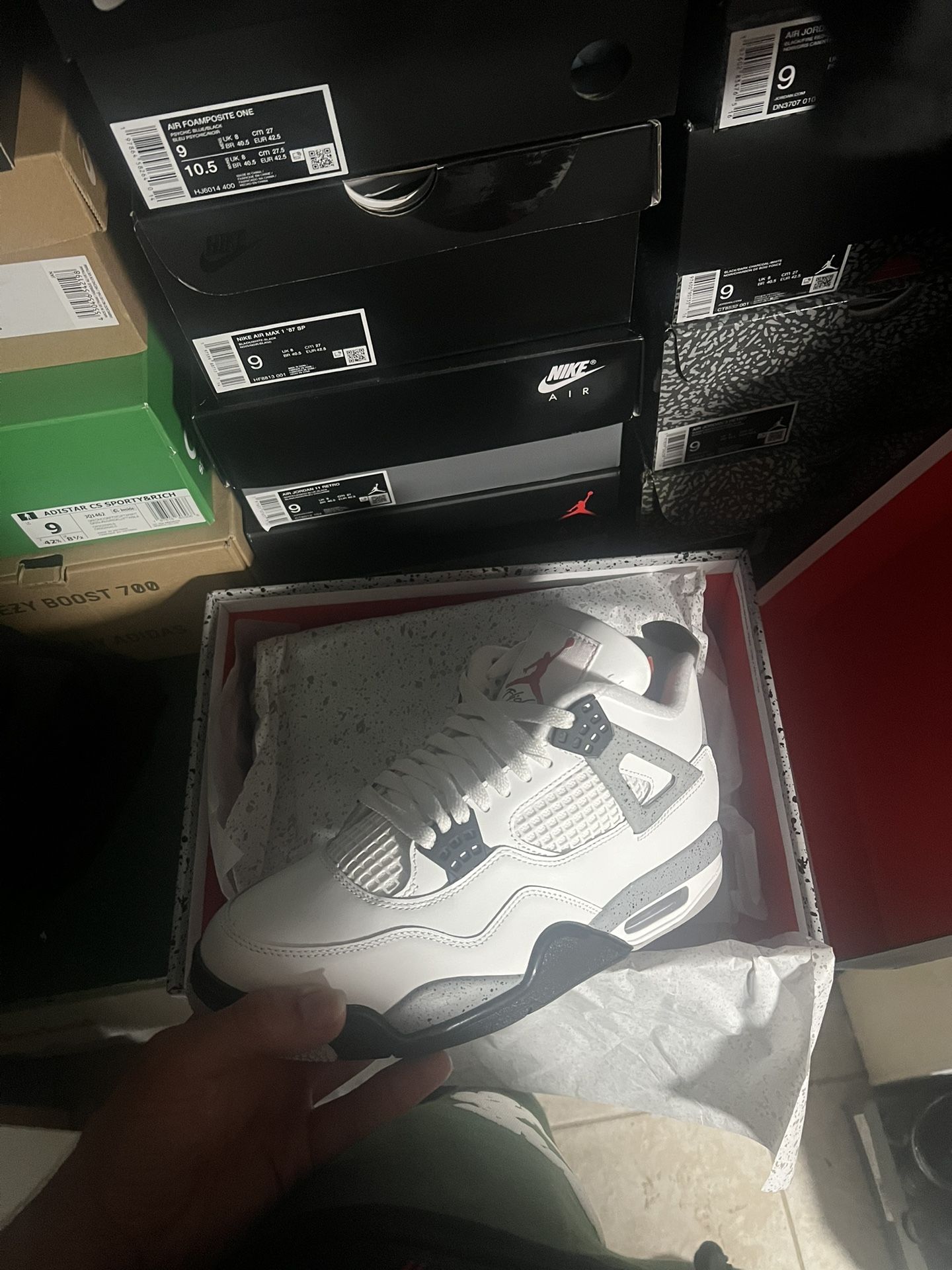 Jordan 4