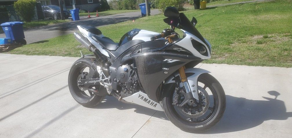 2009 Yamaha Yzf r1