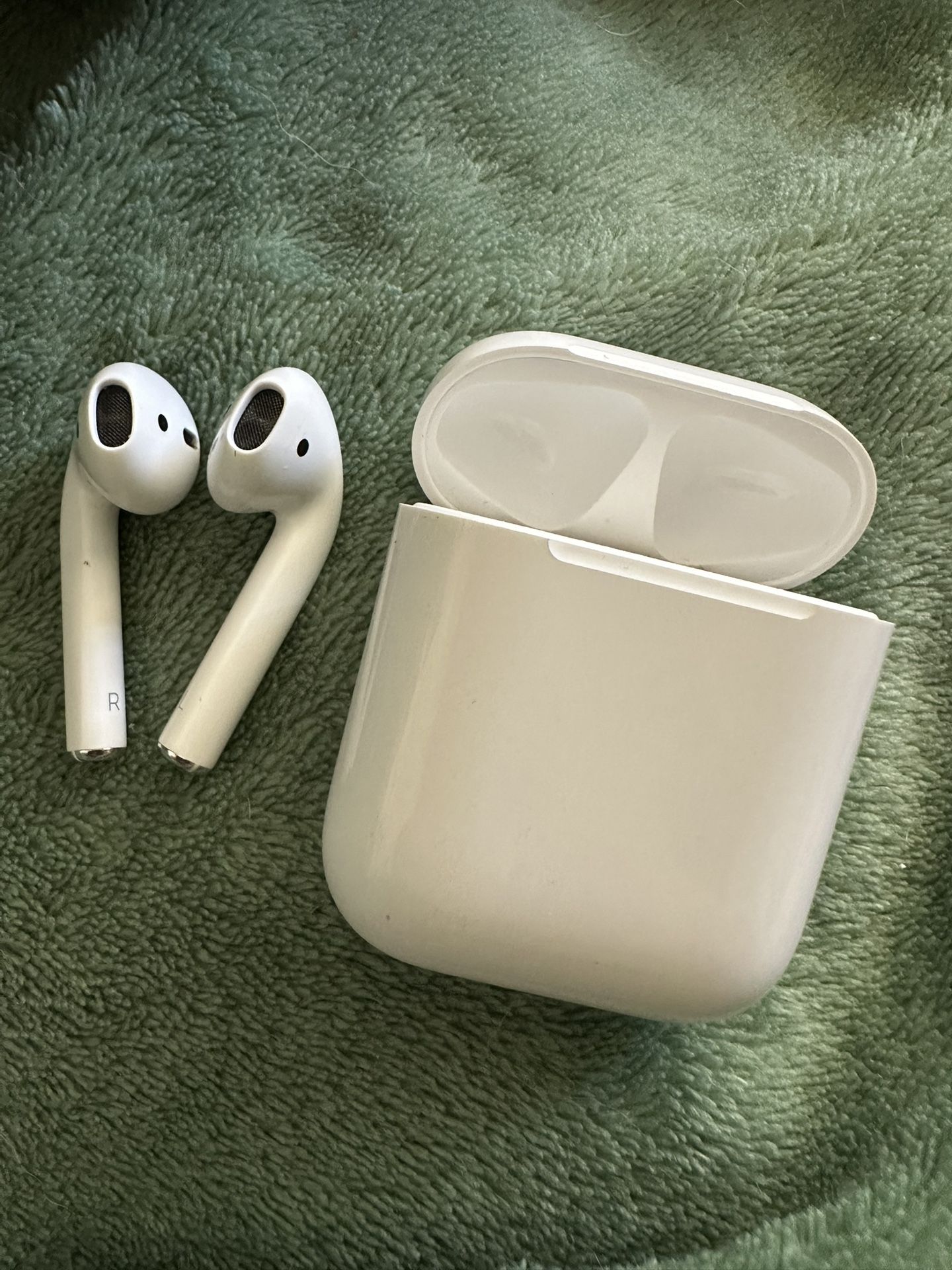 AirPods 2nd Generation