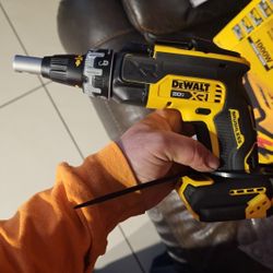 20v MAX XR DRYWALL SCREWGUN