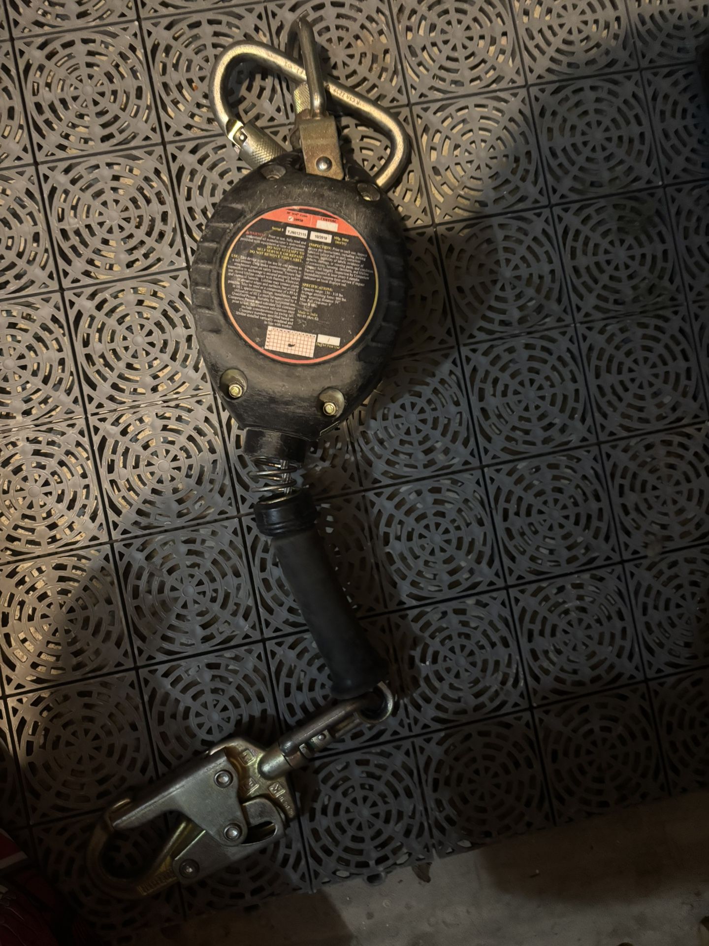 Retractable