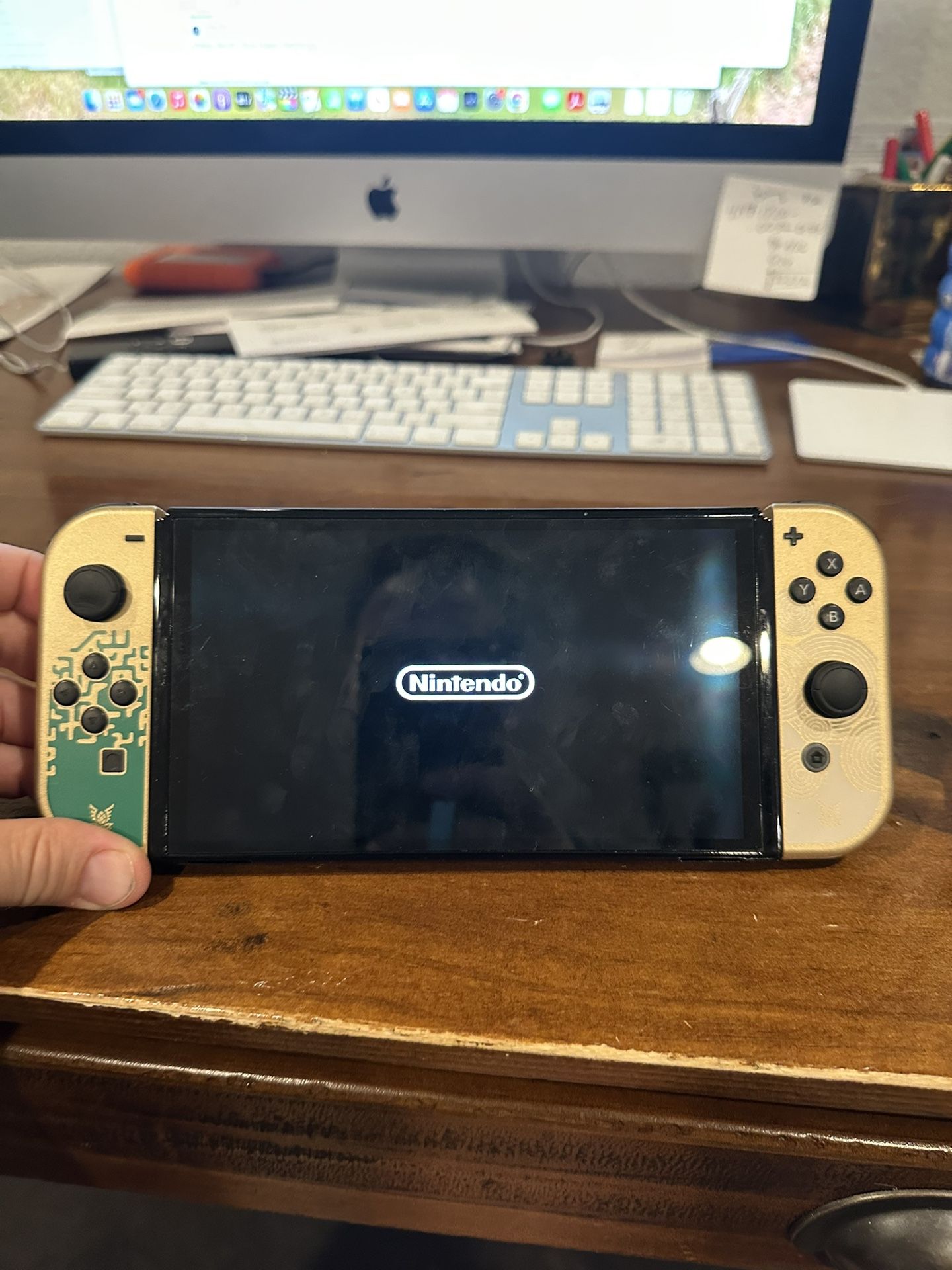 Nintendo Switch 1 OLED Zelda Tears Of The Kingdoms Edtion 