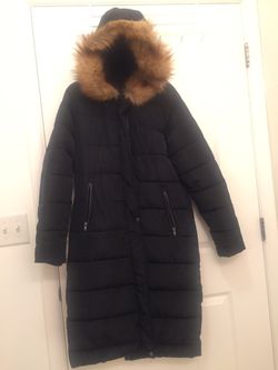 Size 6 - Women’s Puffer Coat , Maxi Parka