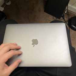 MacBook Pro 13” 2018 Touch Bar (A1989) – No SSD / No OS – For Parts or Repair