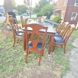 Table With 6chairs 