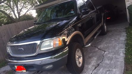 2003 Ford F-150 Lariat 4X4 146,000 miles