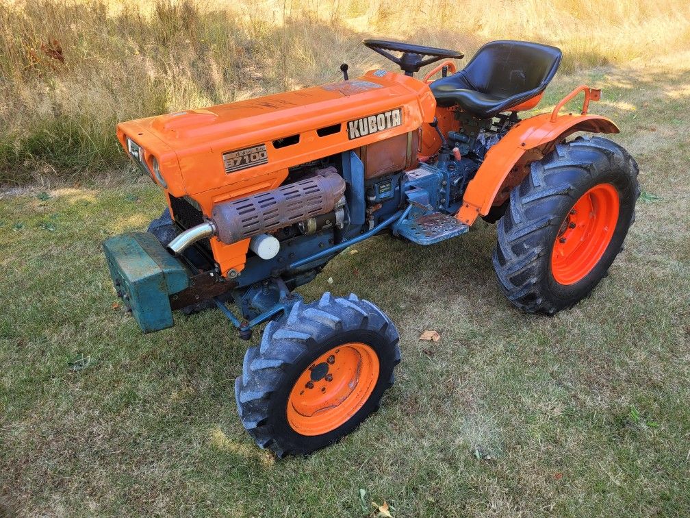 Kubota b7100 4x4 tractor for Sale in Stanwood, WA OfferUp