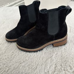 Black Short Boots Leather Suede Size 8 