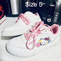 Hello Kitty Shoes 5y