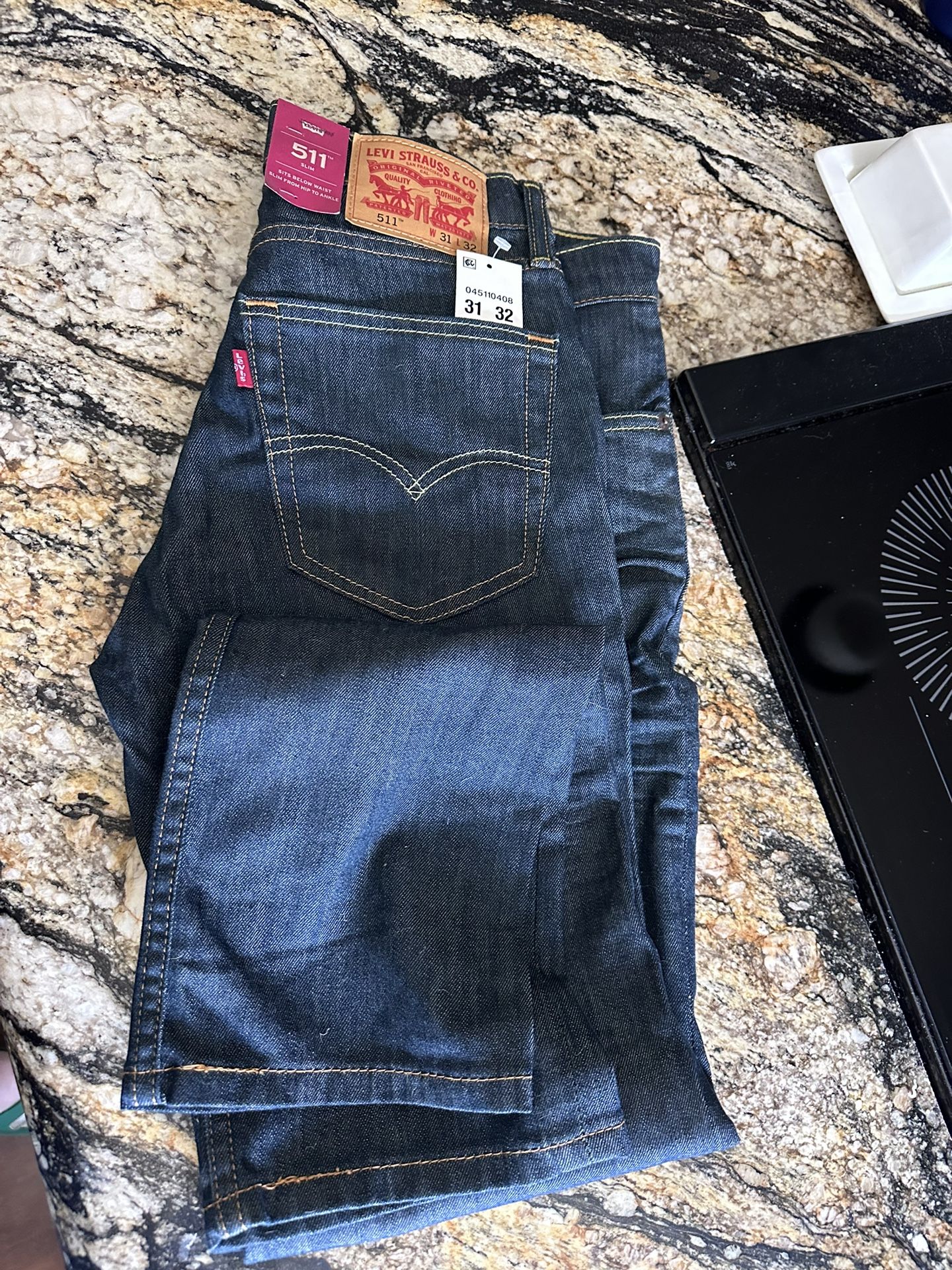 Levi’s NEW With Tags 511 31x32 Men’s
