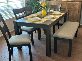 Dining room table set