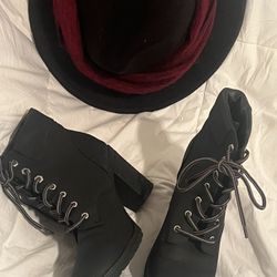 BOOTS  Black Comfort High 