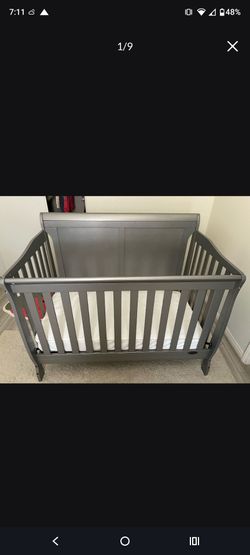 Baby Crib Gray Like New