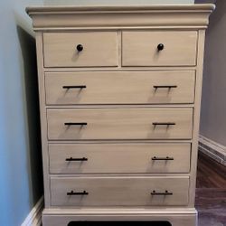 Wooden Dresser 