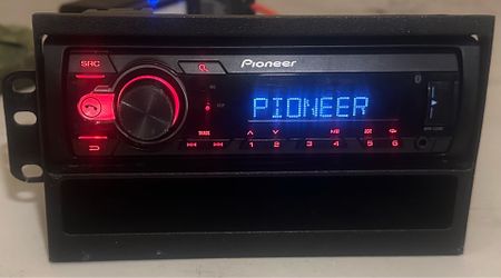 Pioneer Bluetooth….usb…aux….car stereo