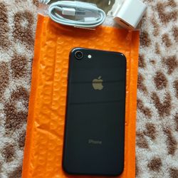 Unlocked Iphone 8, 64gb 