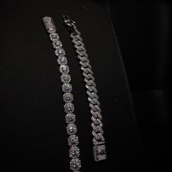 Vvs bracelets and chain . Passes diamond test