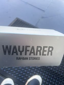 RayBan Wayfarer - Charger Only
