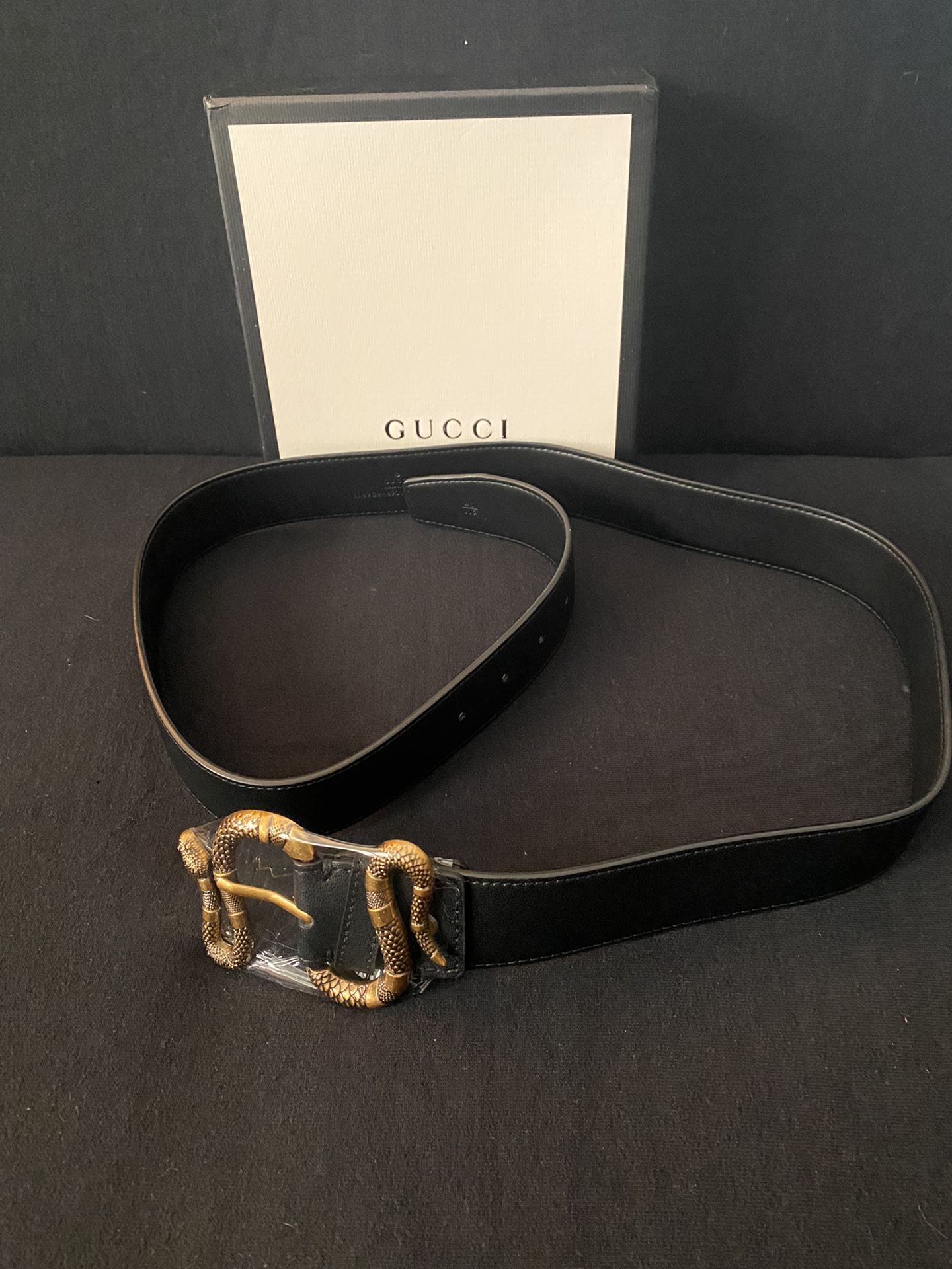 Gucci Men’s Black Leather Belt with Snake Buckle