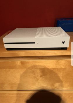Xbox One S 1TB 3 Month Live/ 3 Month Game Pass Bundle