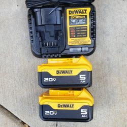 Dewalt 20v Batteries 5.0 Ah And Charger Brand New 