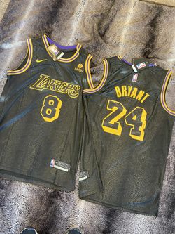 White And Black Kobe Bryant Jersey for Sale in Oxnard, CA - OfferUp