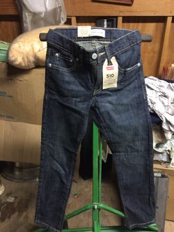 Size 8 levis pants never used