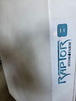Hydrofarm Raptor 8