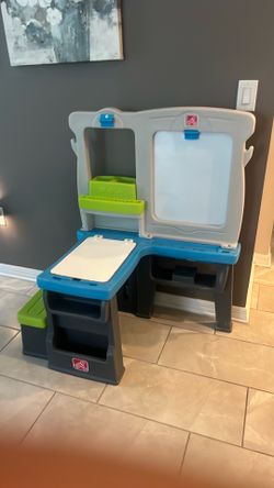 Step 2 Kids desk toy