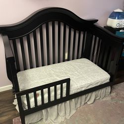 Davenport Baby Appleseed 3 In 1 Bed