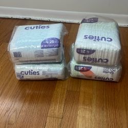 Baby diapers 