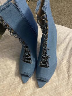 Ladies heels, denim size 11