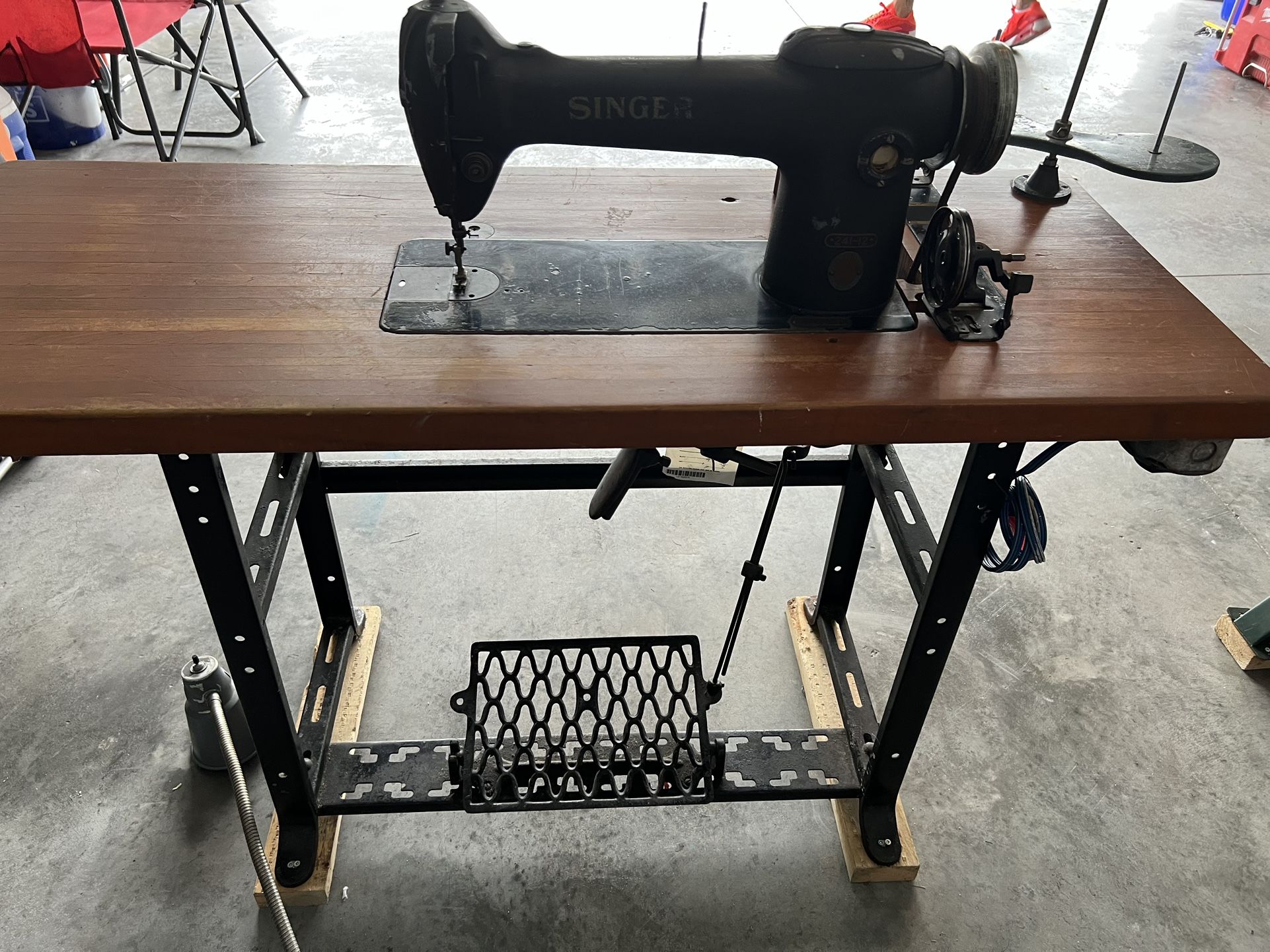 Singer Sewing Machine