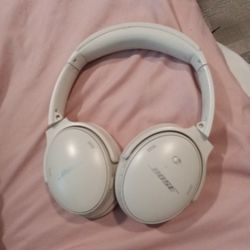 Bose Quiet Comfort Noise Canceling Over The Ear Bluetooth Headphones