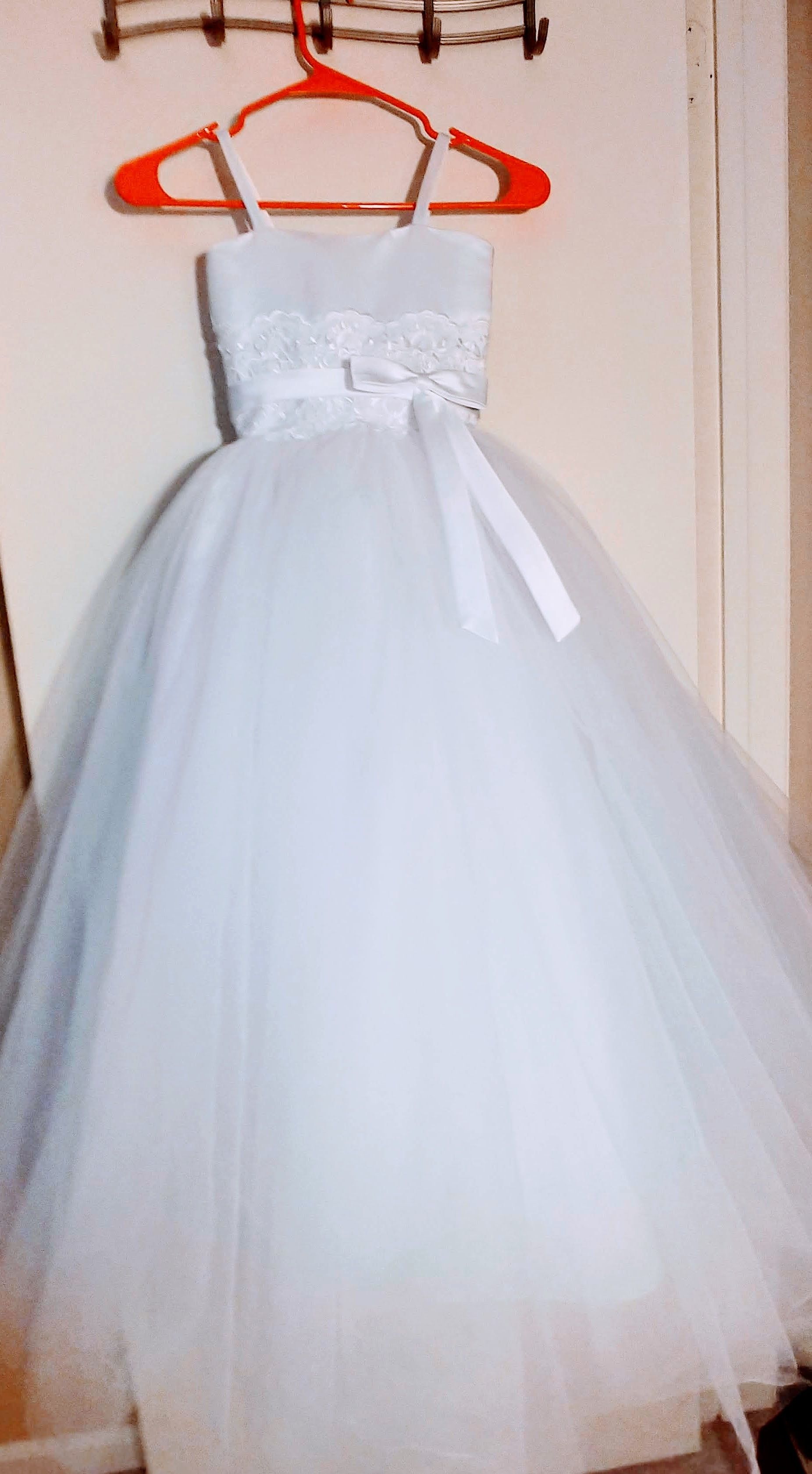 Flower Girl / First Communion Dress. XS