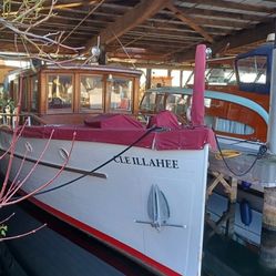 1929 Bridge Deck Cruiser 