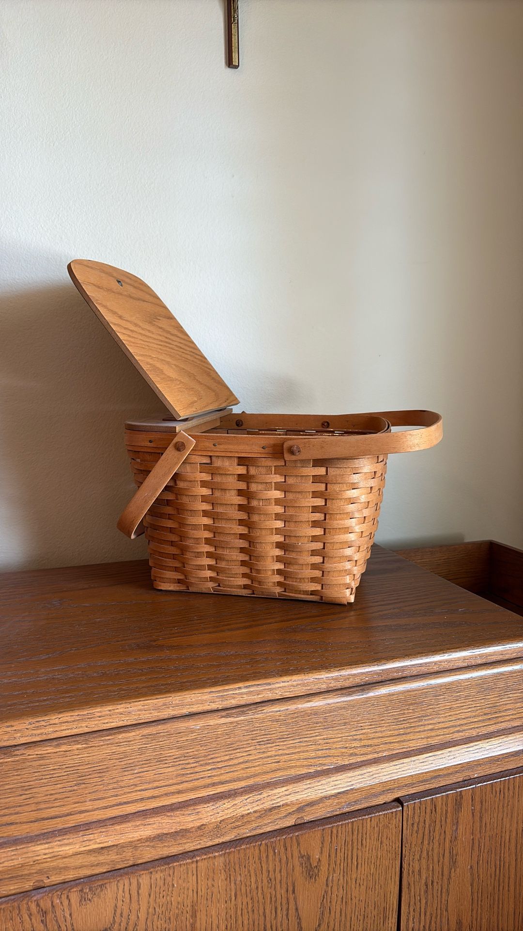 Longaberger “gourmet picnic basket”