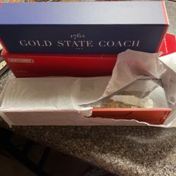 Matchbox 1762 Gold Stage Coach