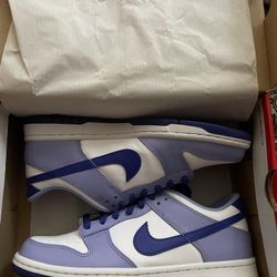 nike dunk low blueberry