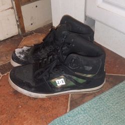 DC SHOES