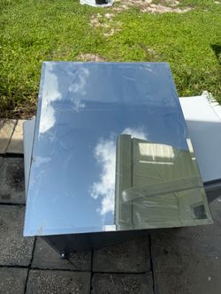 Mirror bathroom