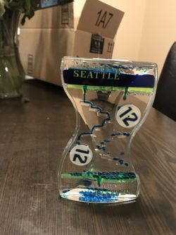 Seattle 12’s Seahawks color liquid timer