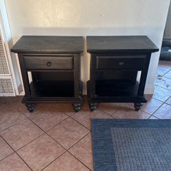 end table set (2) 