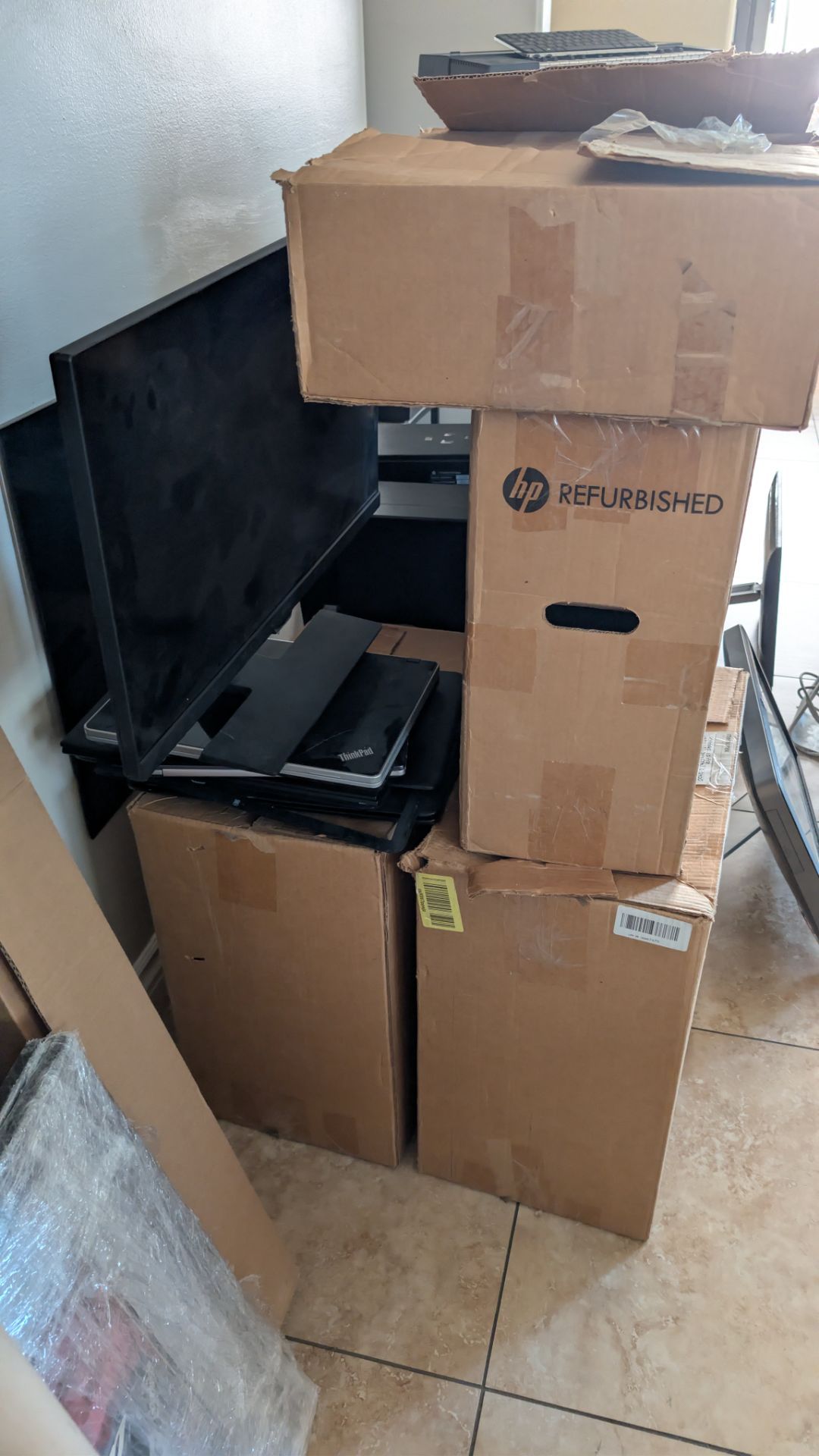 computer-lot-for-parts-some-of-them-are-working-for-sale-in-las-vegas