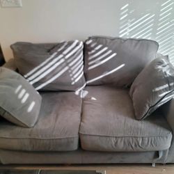 Sofa & Loveseat