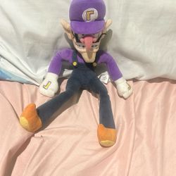 Waluigi Plushie