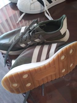 Addidas Olive
