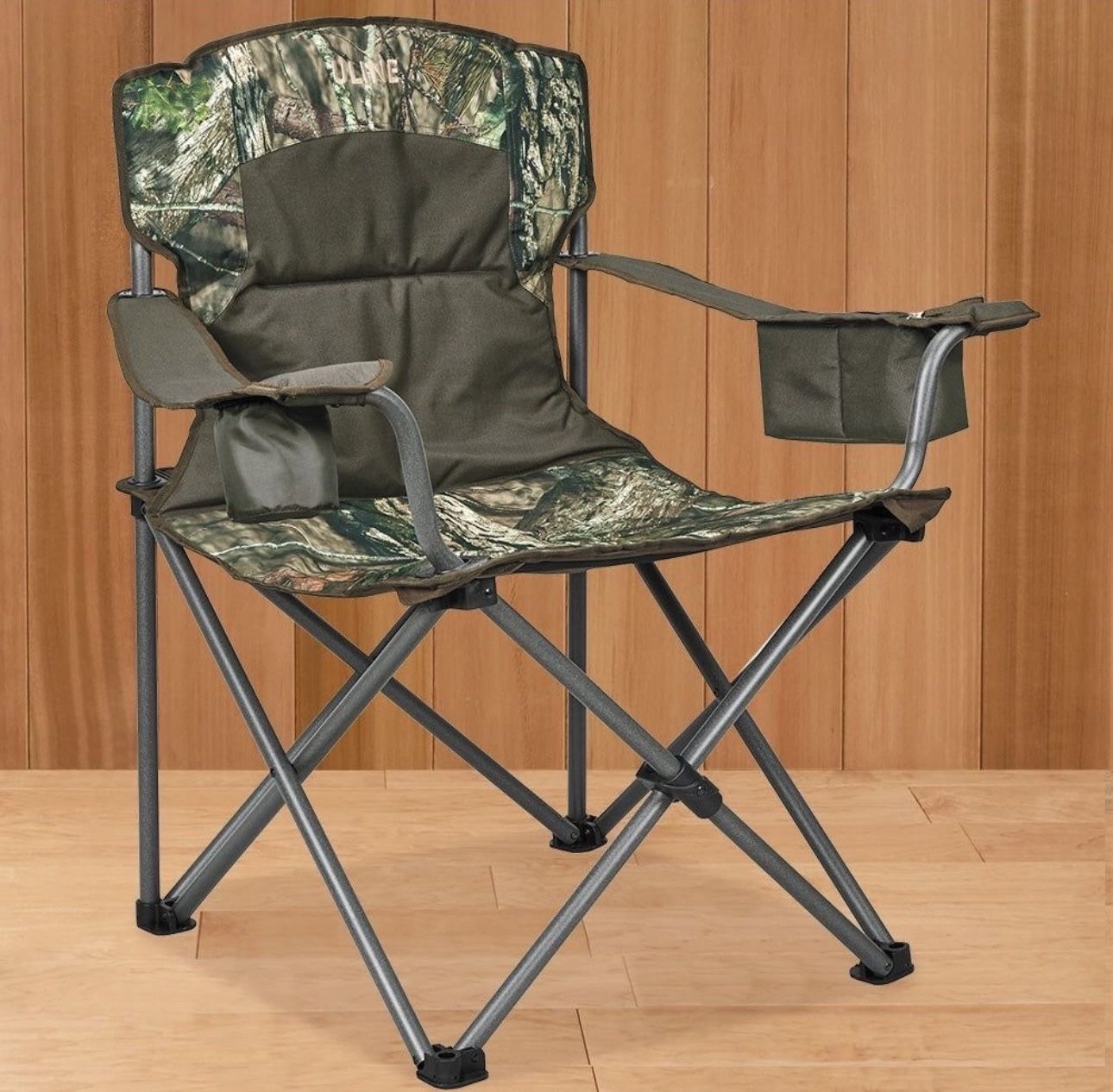 Camo Folding Chair With Zip Cooler Pouch! New!
